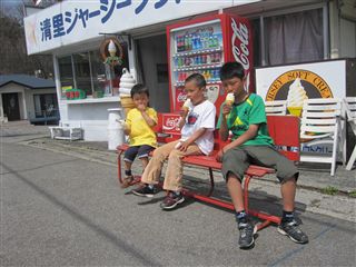 IMG_0145_R.jpg